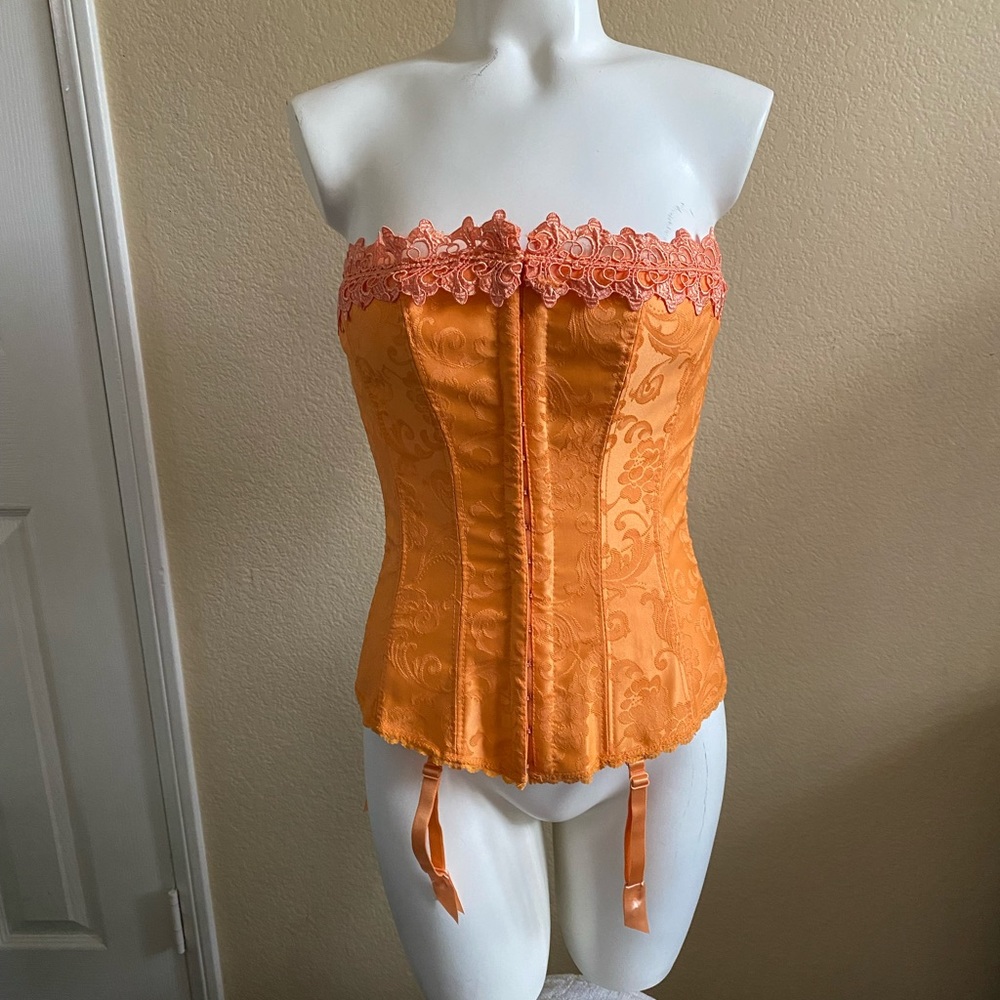 NEW Fredericks of Hollywood corset